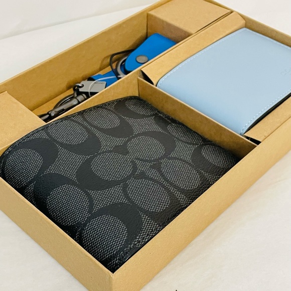 NWT Coach Men’s 3 in-1 Wallet boxed Gift set - Picture 4 of 9